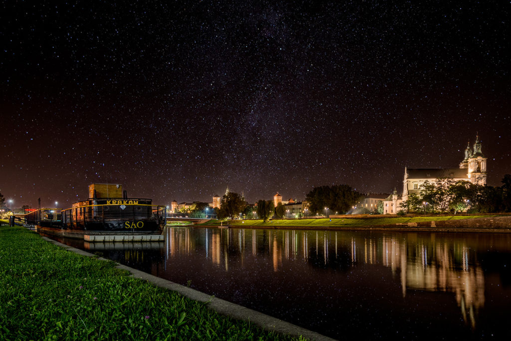 Krakow, Wawel with Milky Way - Filip-Gawronski